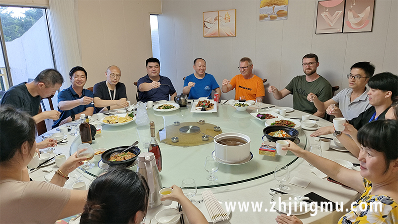 German Customers Come To Jingmu Company To Try Molds Deutschland