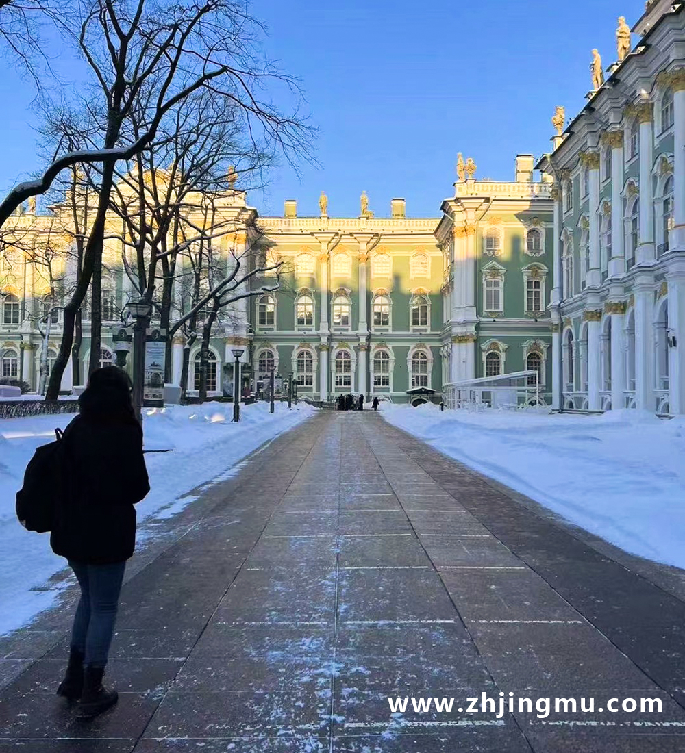 Let’s See How Precision Plastic Mold Manufacturer Goes To Overseas Exhibitions To Develop Customers In The Arctic Circle Where The Temperature Is Minus 30 Degre