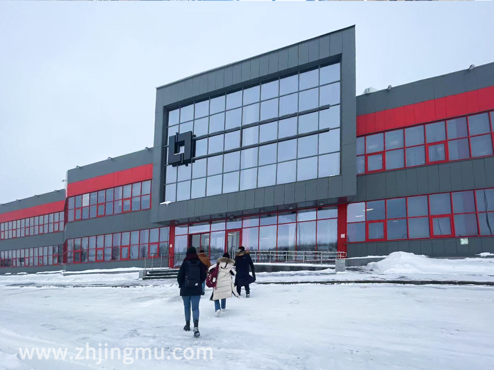 Jingmu Injection Technology Director visits Russian Legrand customers and VM Partners